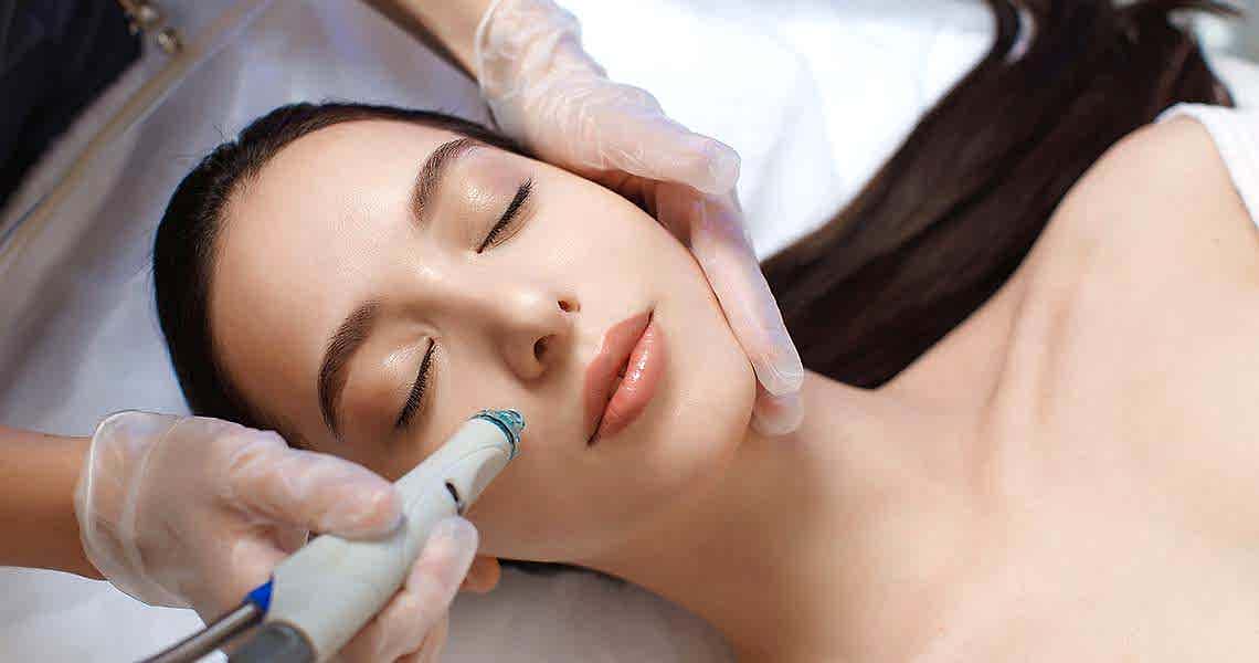 Cilt Temizliğinde Hydrafacial Uygulaması