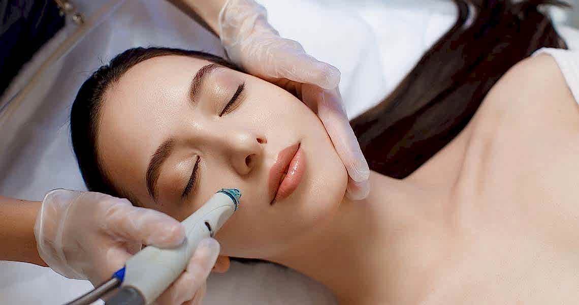 Cilt Temizliğinde Hydrafacial Uygulaması