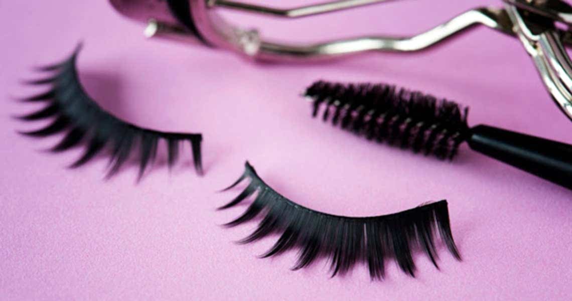 Etkili Bakışların Mimarı Kirpik Lifting